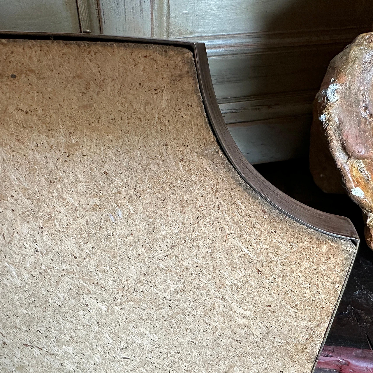 Specchio da parete in ottone massiccio nello stile di Ponti, anni '50 9