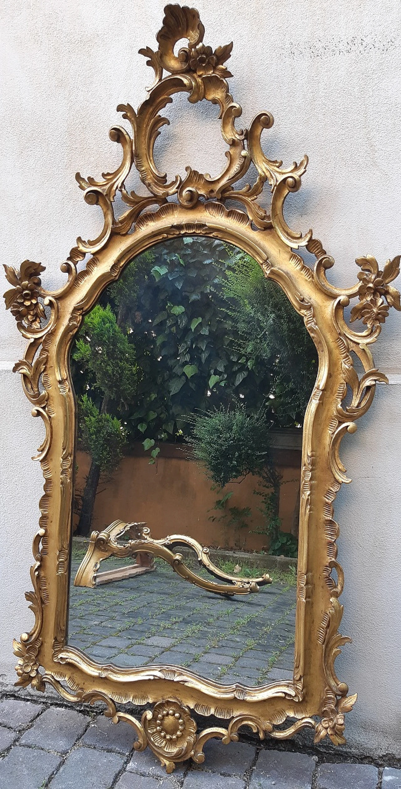 Carved and gilded wooden console table with mirror, early 20th century 6