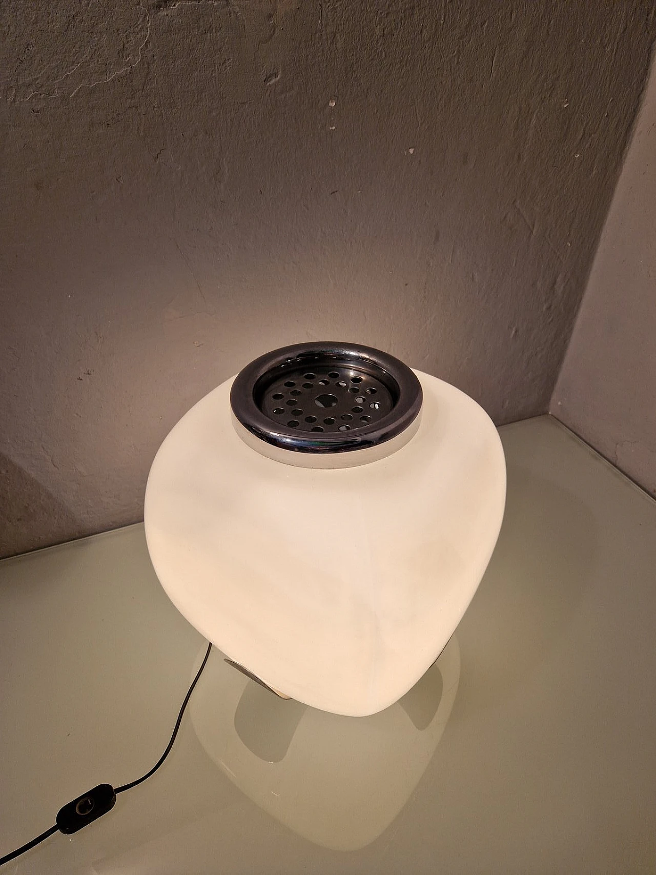 Lampada Flower Holder in ottone cromato e vetro opalino, anni '60 3