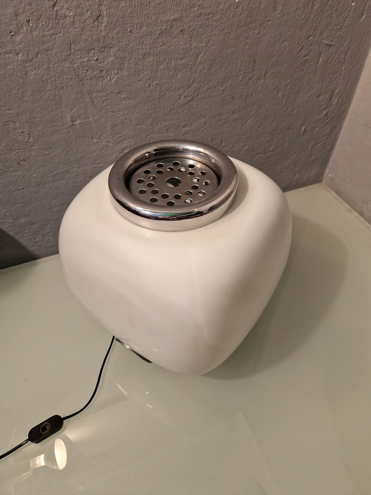 Lampada Flower Holder in ottone cromato e vetro opalino, anni '60 7