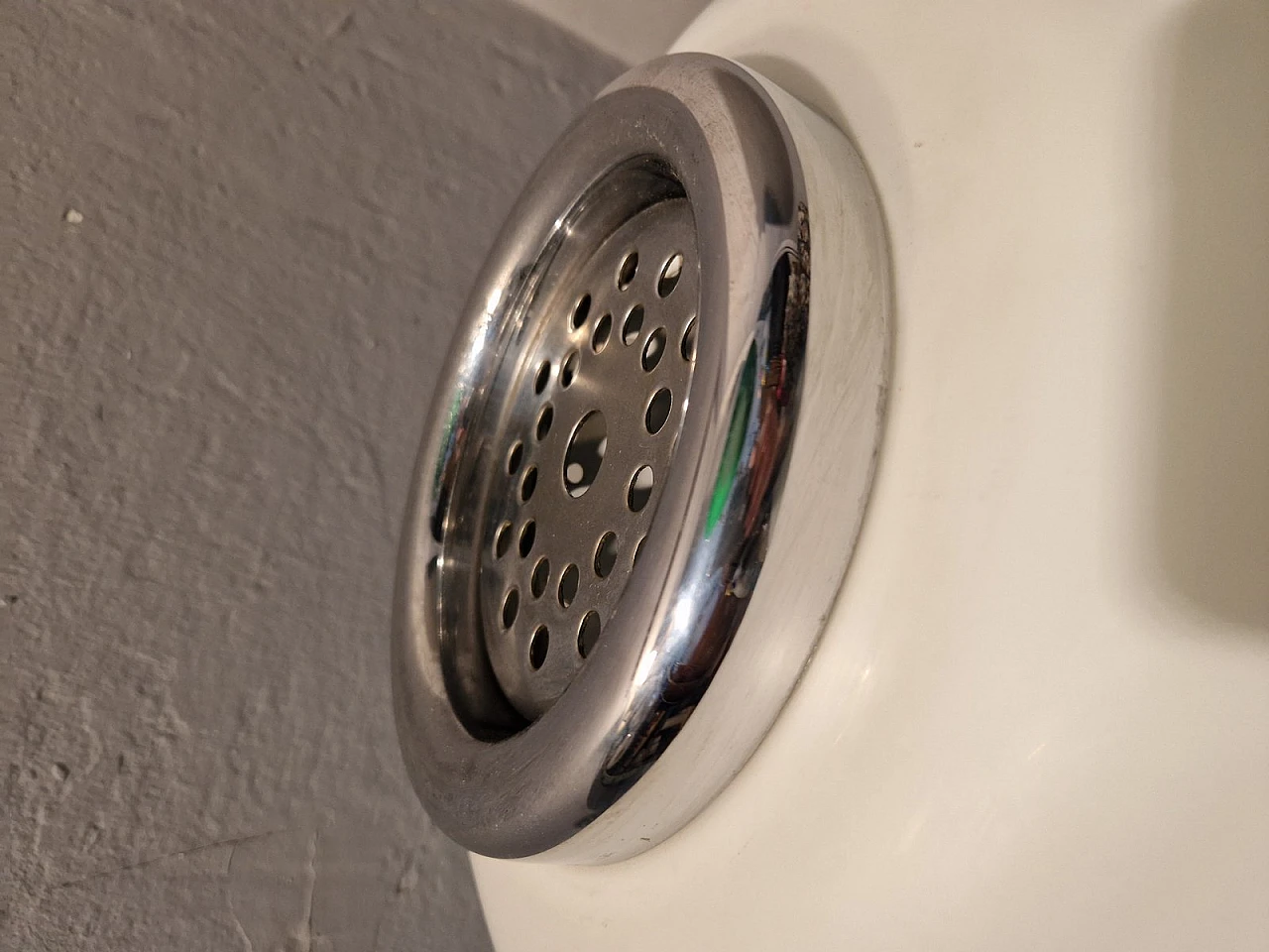 Lampada Flower Holder in ottone cromato e vetro opalino, anni '60 11