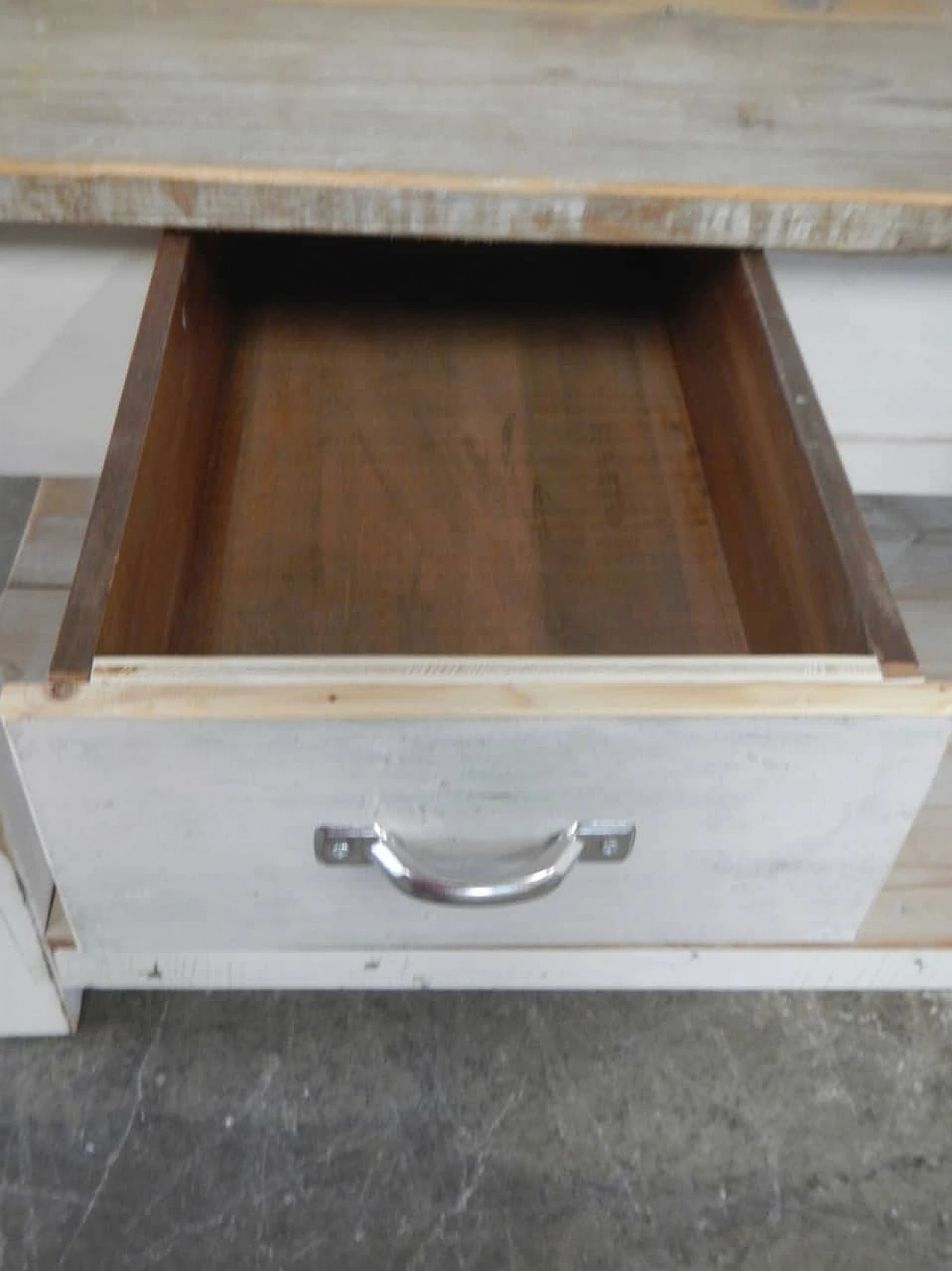 Bancone da lavoro in abete, anni '60 11