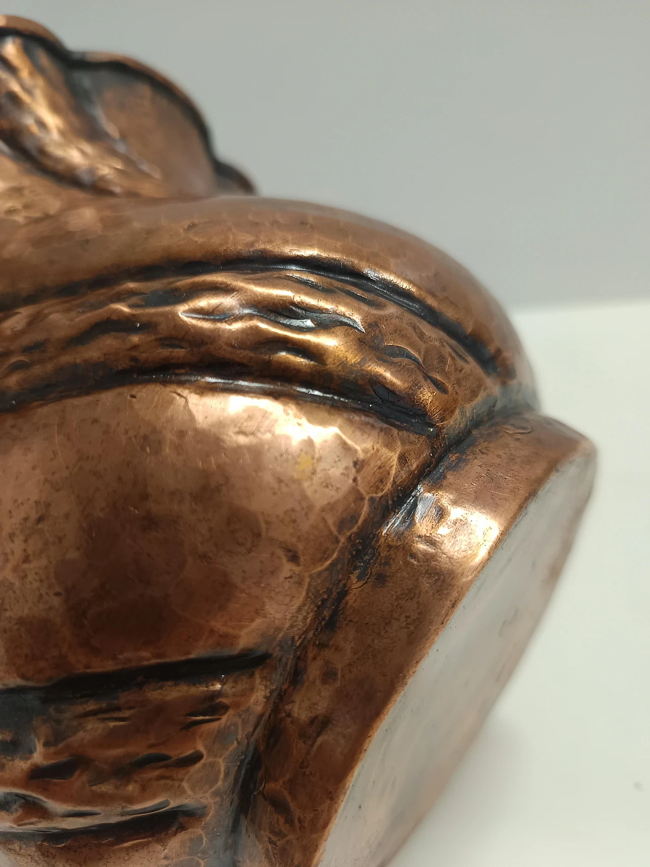 Copper cachepot attributed to Egidio Casagrande, 1950s 9