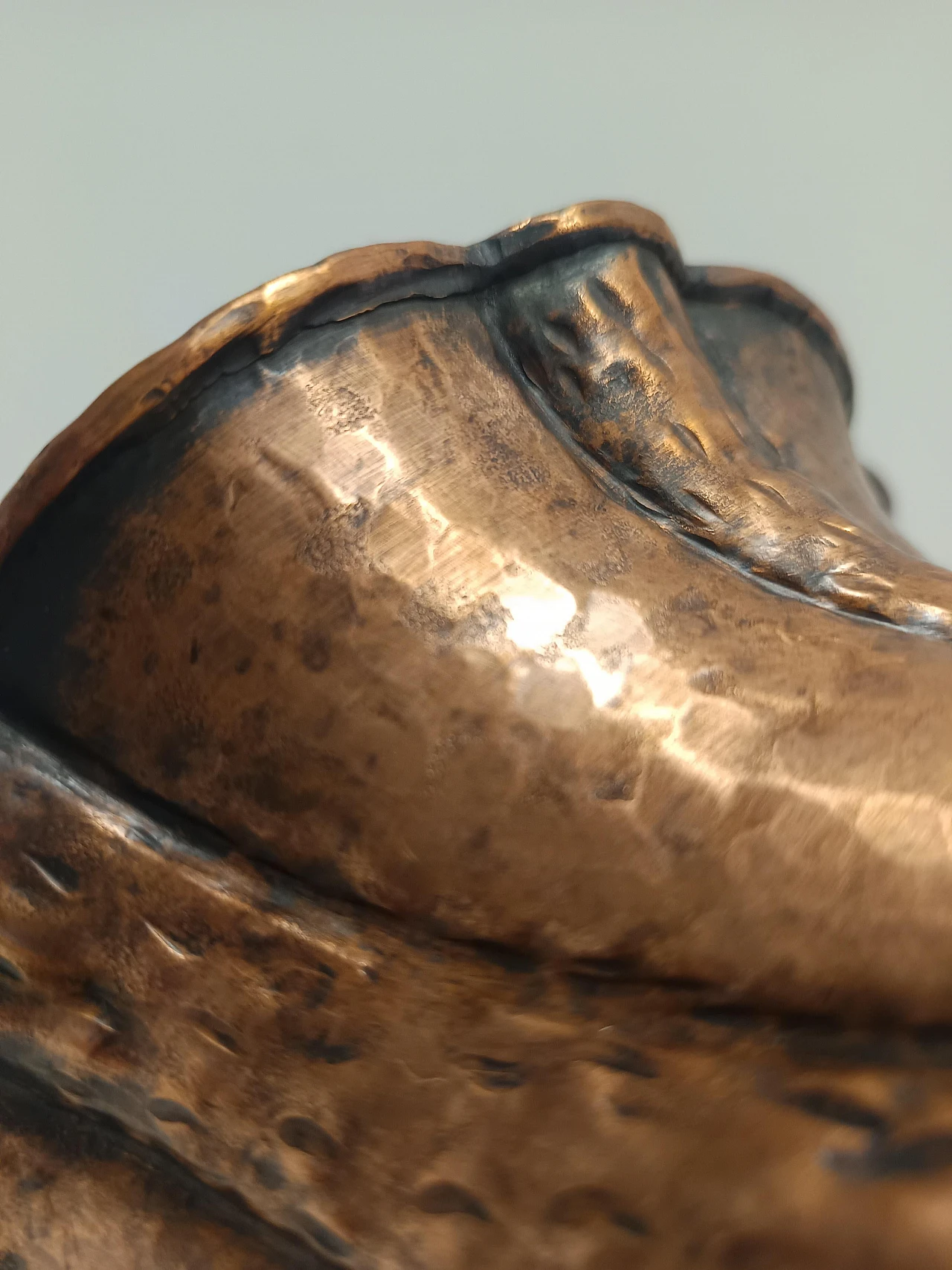 Copper cachepot attributed to Egidio Casagrande, 1950s 11