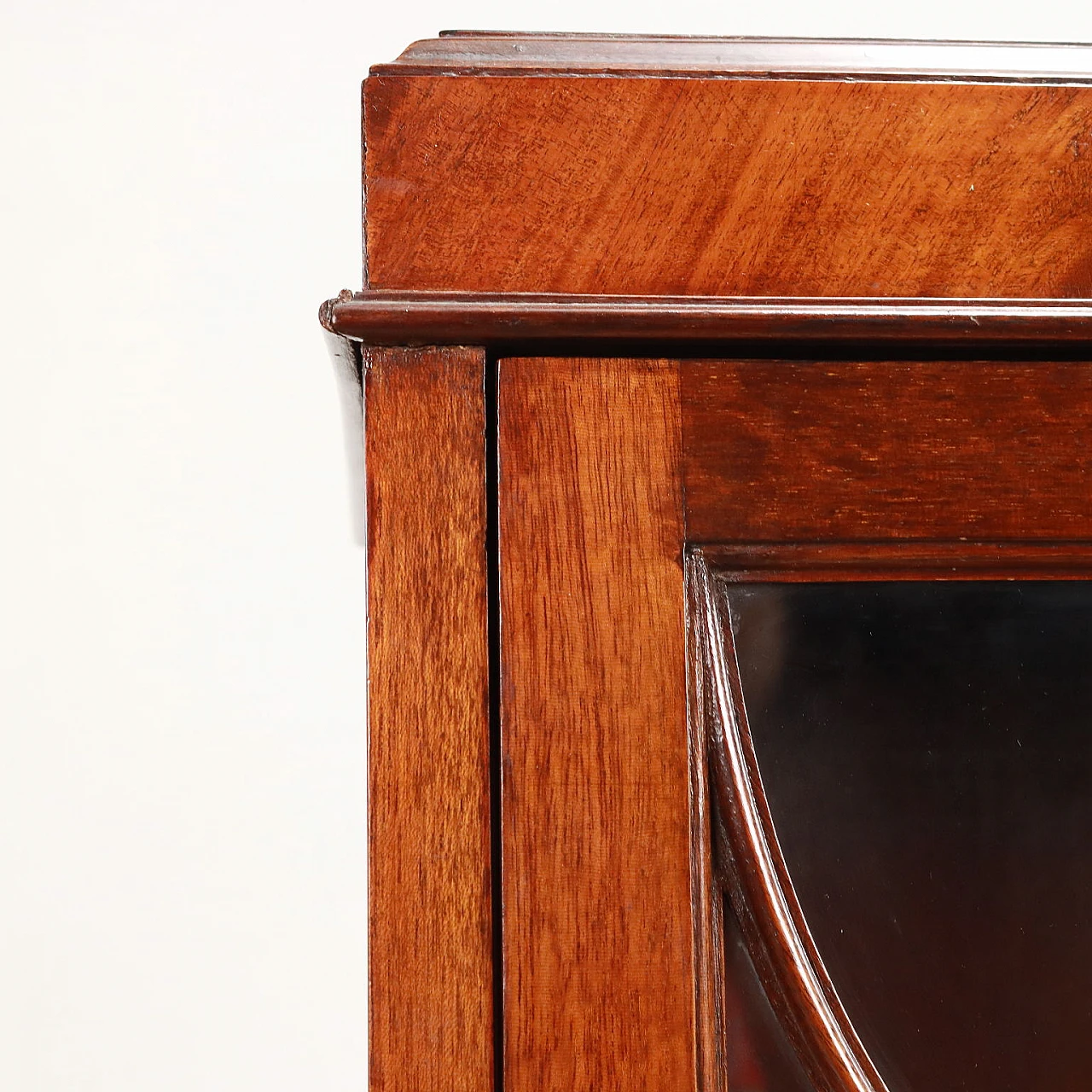 Vetrina inglese in legno impiallacciato mogano, inizio '900 6