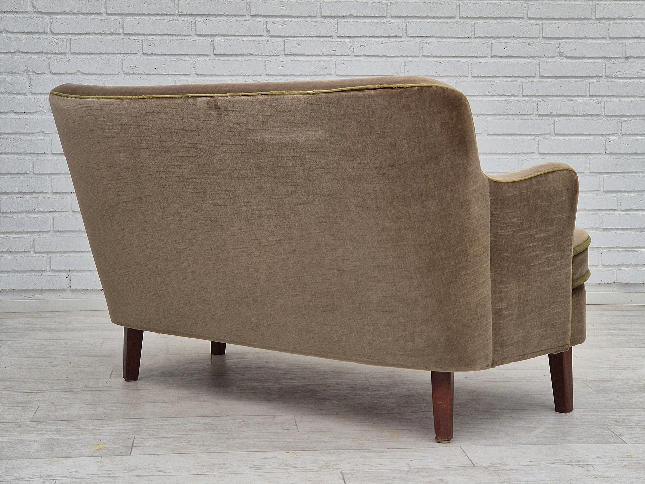 2-Seater Danish sofa in green velour & beech legs, 1960s 5
