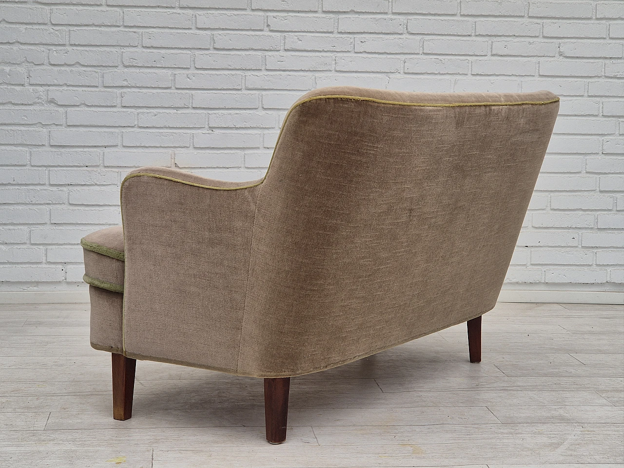 2-Seater Danish sofa in green velour & beech legs, 1960s 8