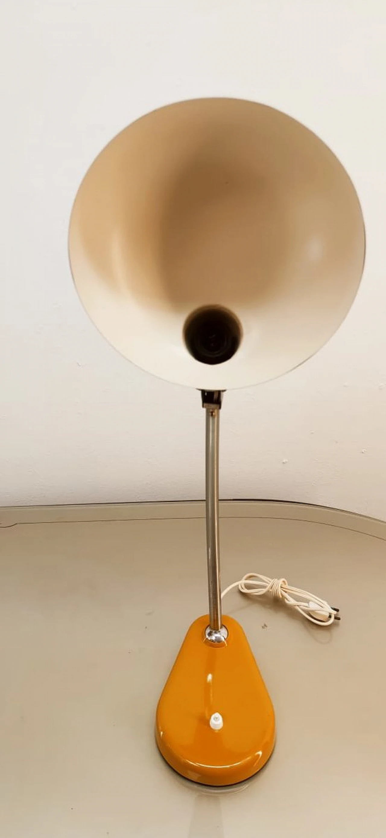 Lampada da scrivania in metallo giallo e verde laccato, anni '60 12