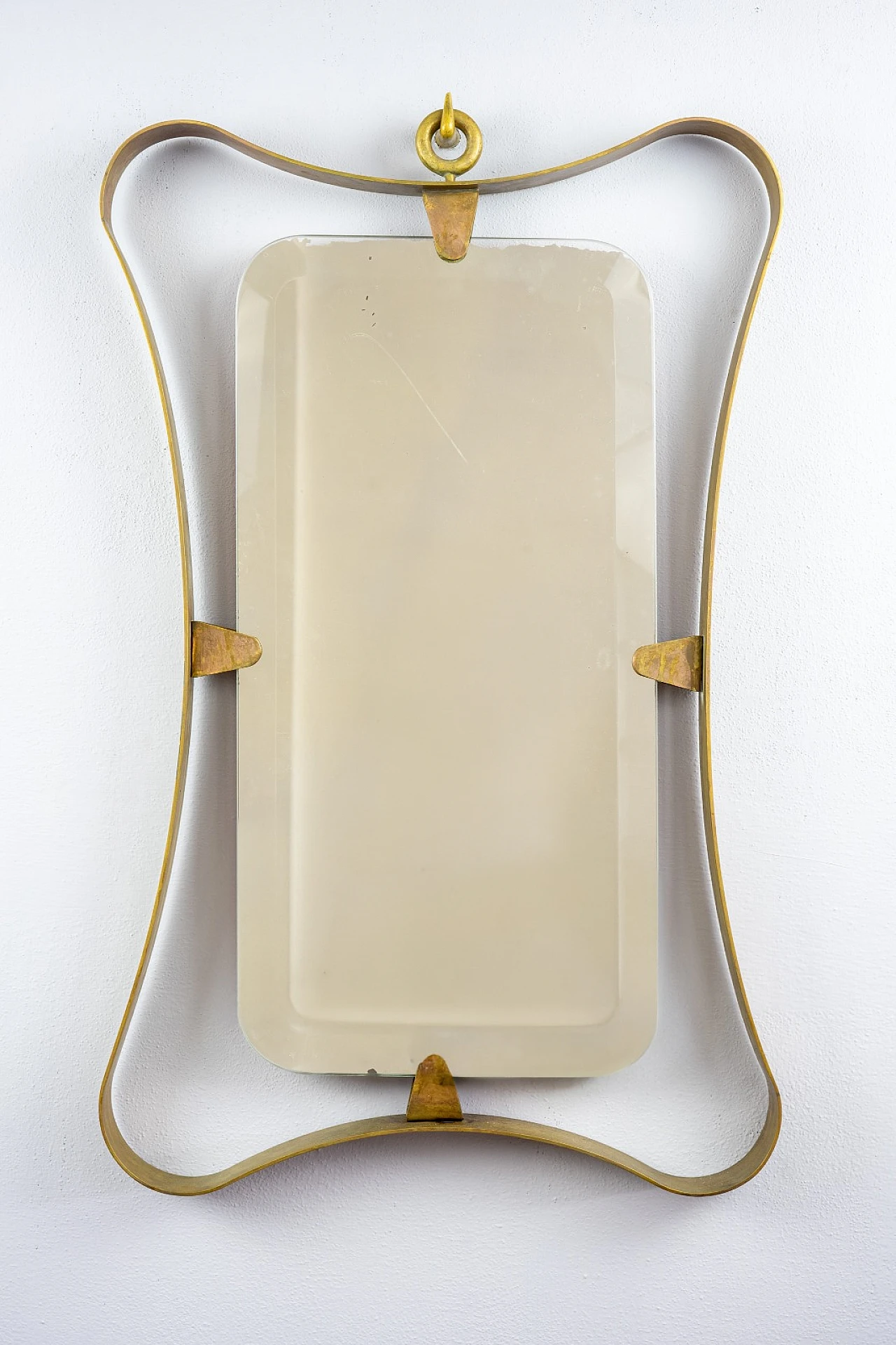 Specchio in ottone e patina con gancio in bronzo fuso, anni '40 1