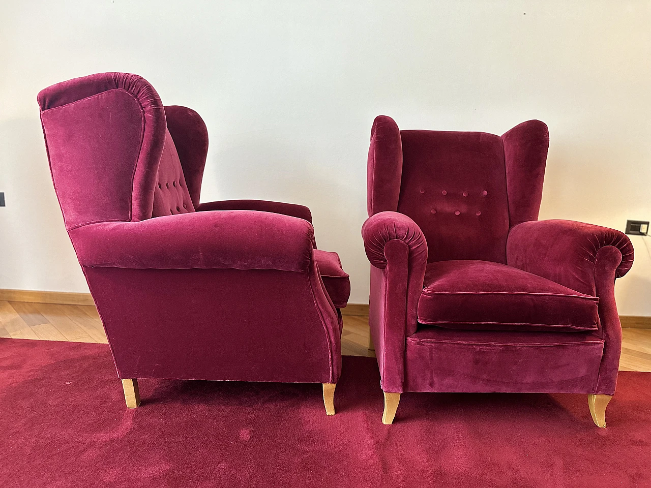 Coppia di poltrone Chesterfield in velluto, '800 2