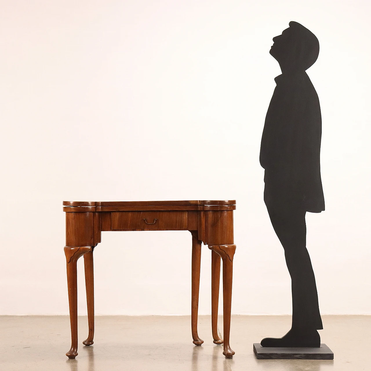 Tavolino da gioco Barocchetto lastronato noce e noce rigatino, terzo quarto '700 2