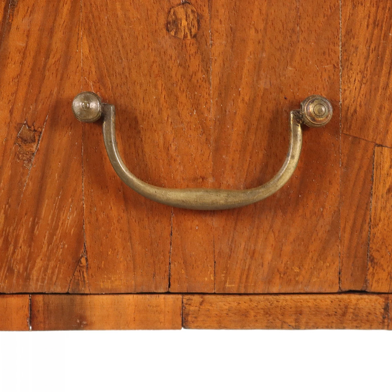 Tavolino da gioco Barocchetto lastronato noce e noce rigatino, terzo quarto '700 7