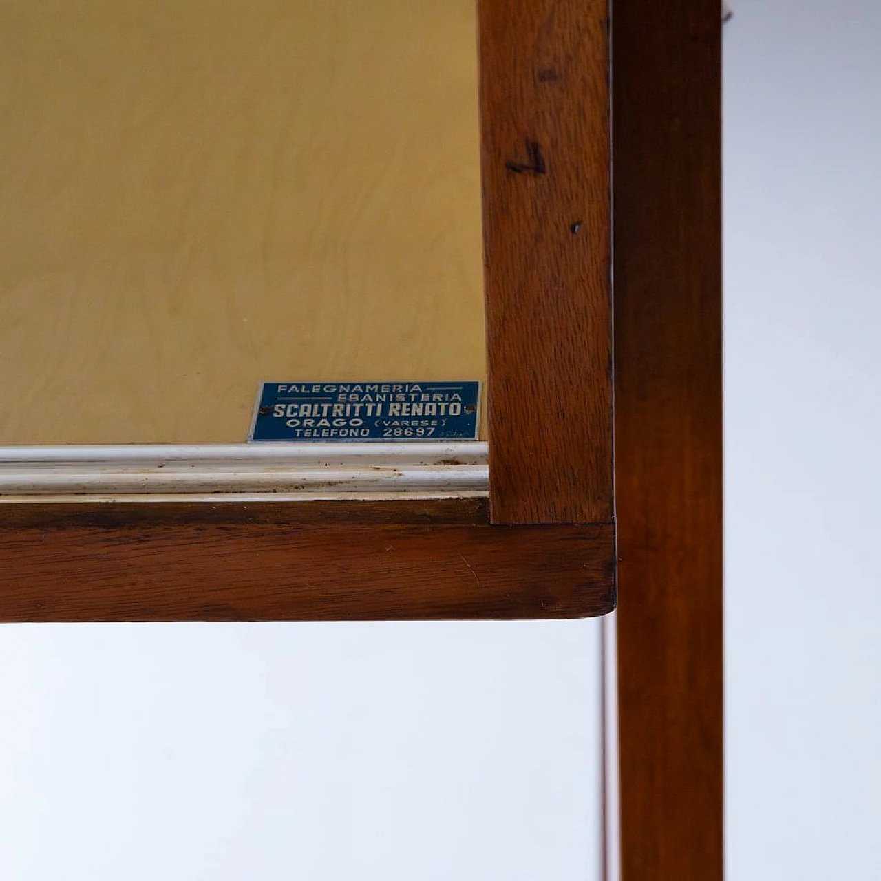Credenza con vetrina in legno e vetro di R. Scaltritti, anni '50 4