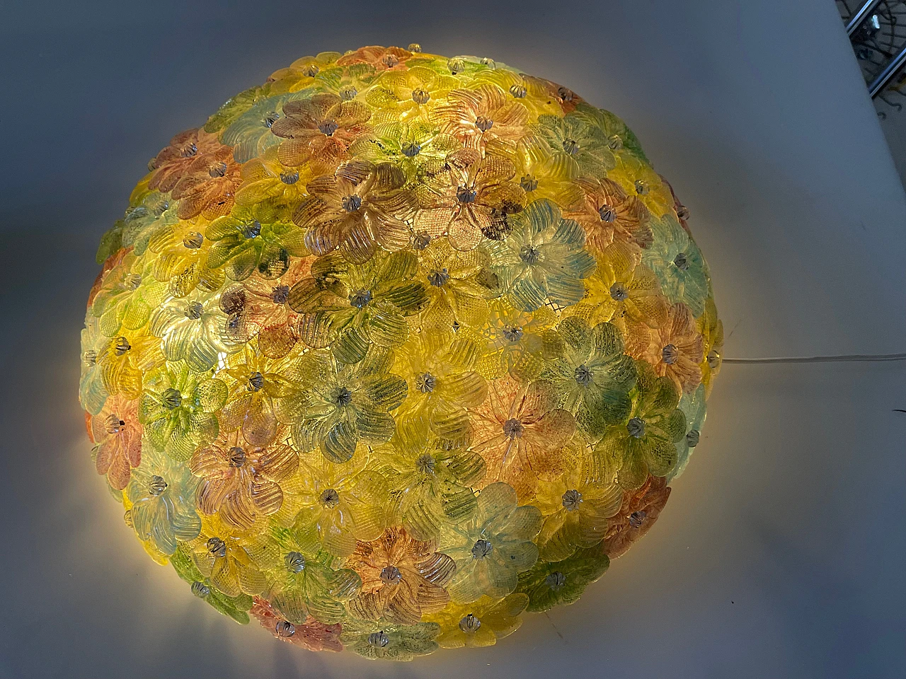 Plafoniera con fiori in vetro di Murano attribuita a Seguso, anni '60 4