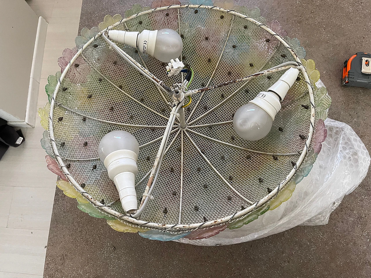 Plafoniera con fiori in vetro di Murano attribuita a Seguso, anni '60 5