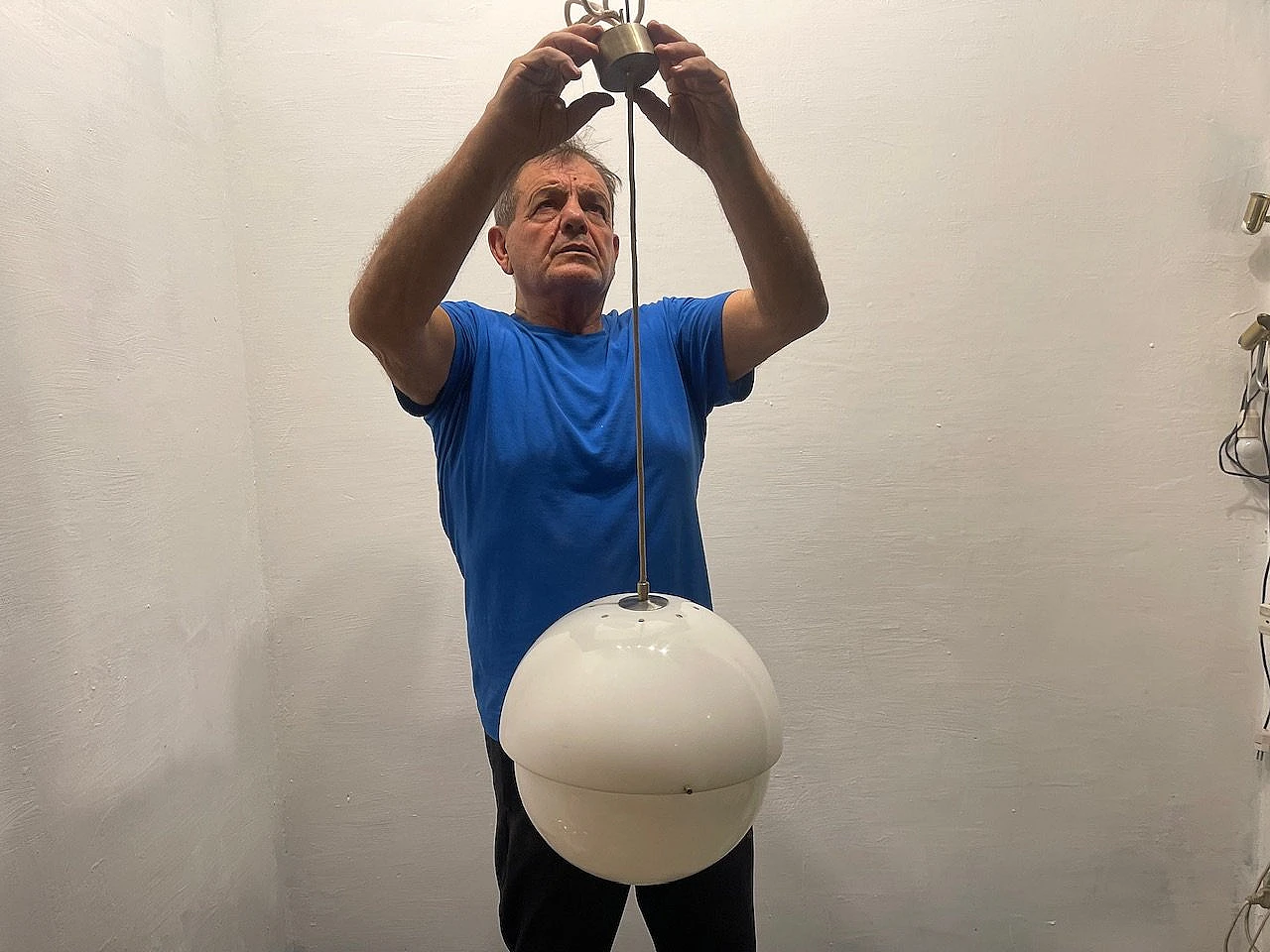 Chandelier 4022 by Luigi Bandini Buti for Kartell, 1967 5