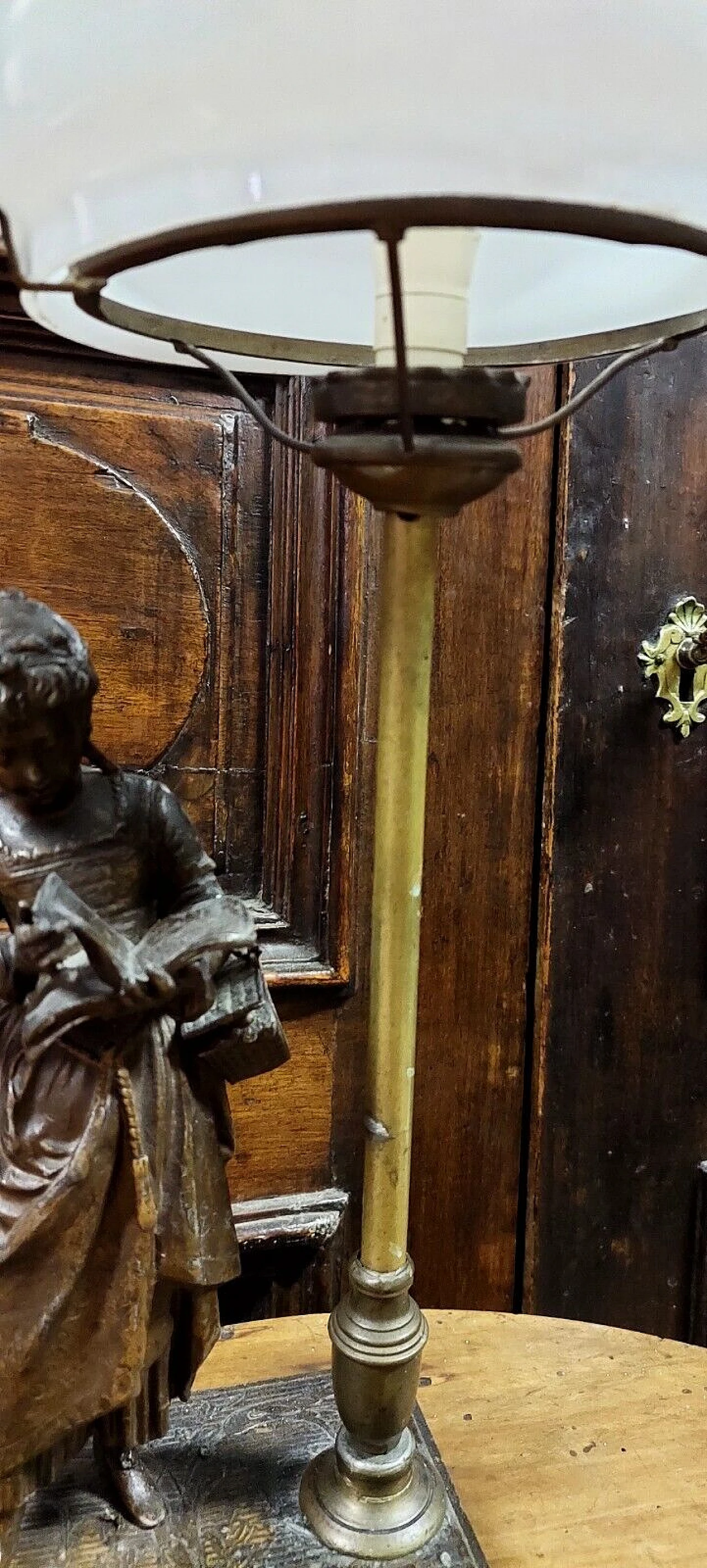 Lampada da tavolo Liberty con dama in antimonio, inizio '900 4