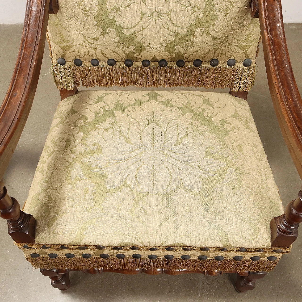 4 Carved wooden chairs, padded with brocade fabric, 19th century 10