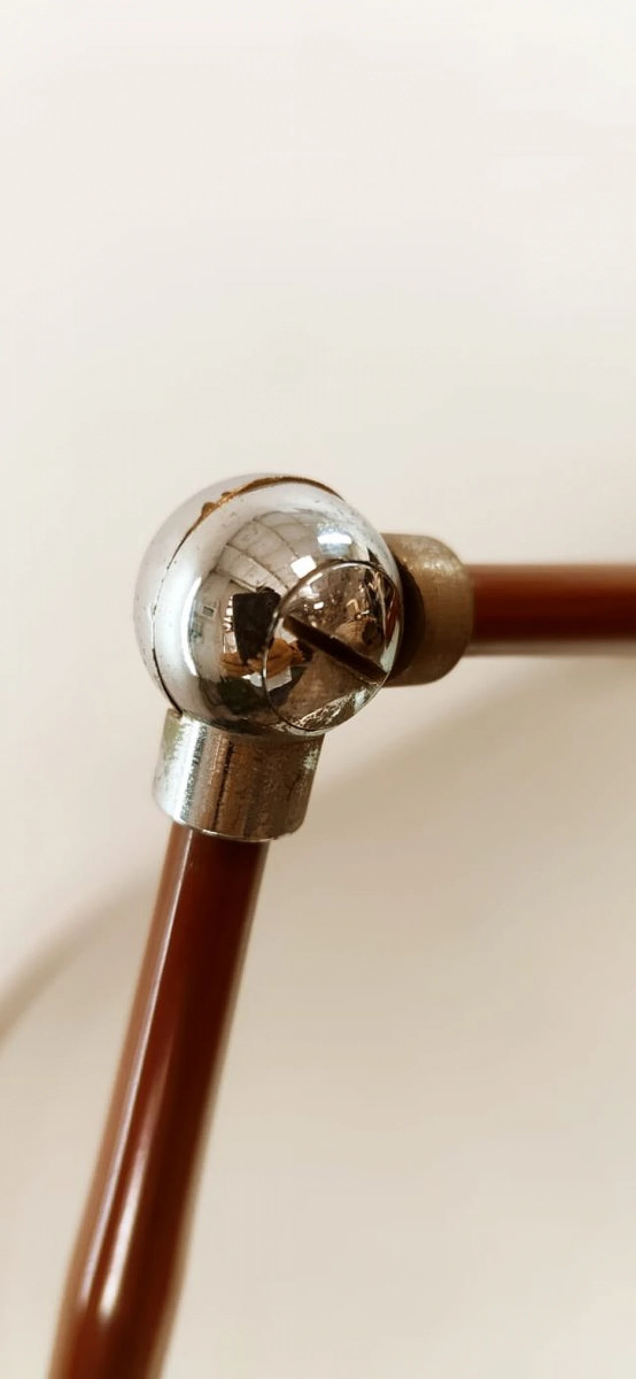 Lampada da tavolo con morsetto e accensione alla base, anni '50 7