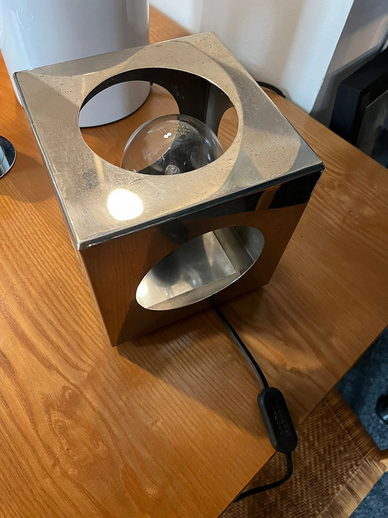 Steel wall and table lamp by Reggiani, 1970s 17