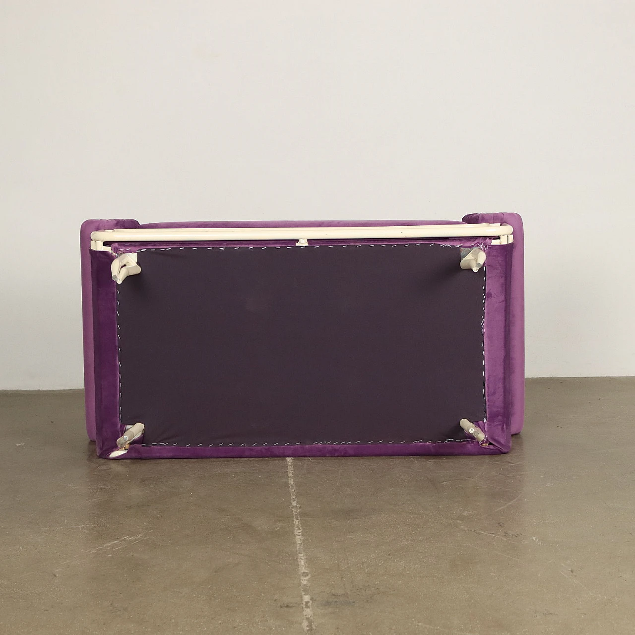 White enameled metal and purple velvet bench, 1950s 7