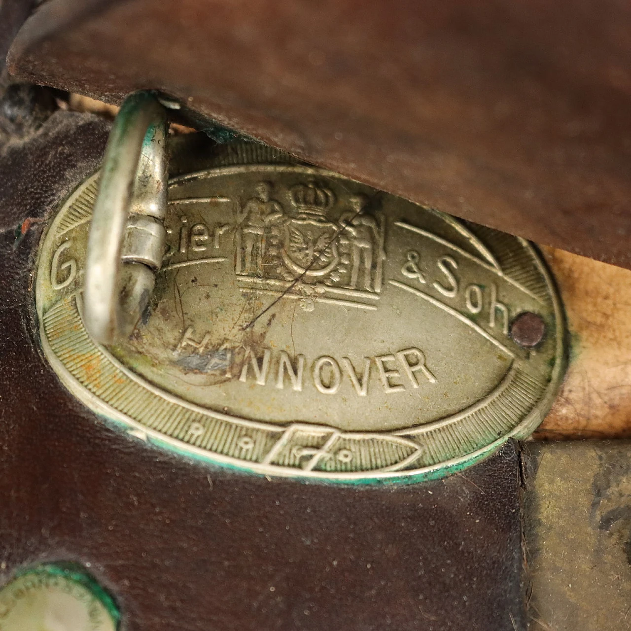 Riding saddle in leather by G. Passier & Sohn Hannover 9