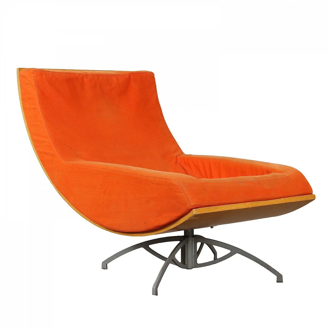 Poltrona arancione con base in compensato curvato e metallo, anni '90 1