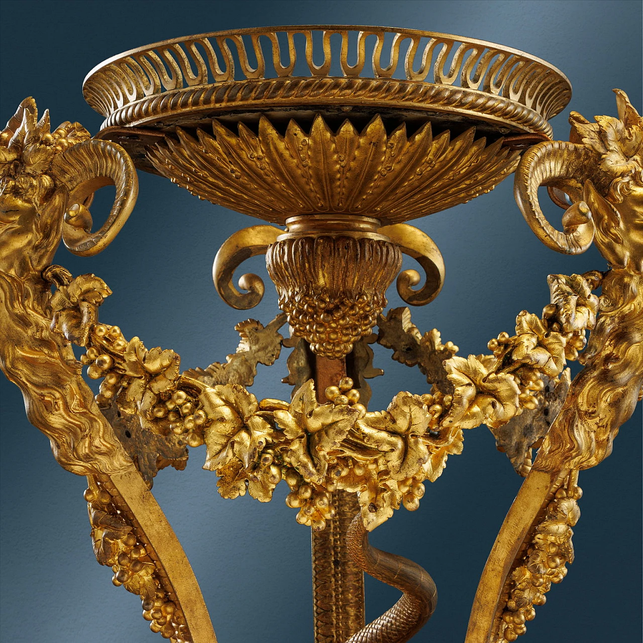 Tripod vase holder in gilded bronze and Sèvres ceramic, 19th century 2