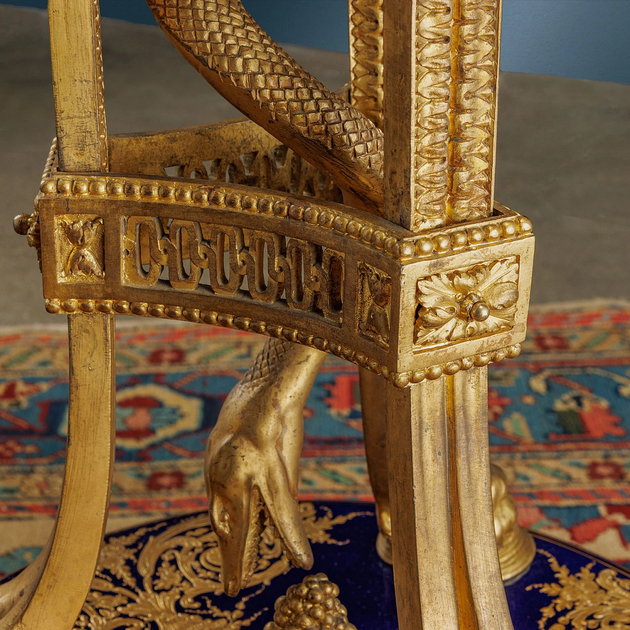 Tripod vase holder in gilded bronze and Sèvres ceramic, 19th century 6