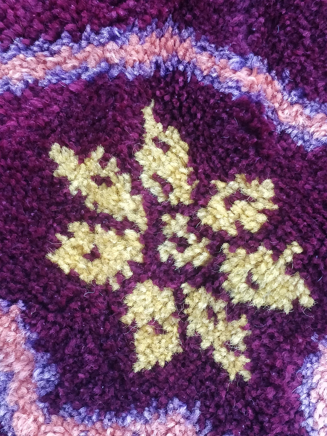 Hand-knotted European wool rug, 1960s 7