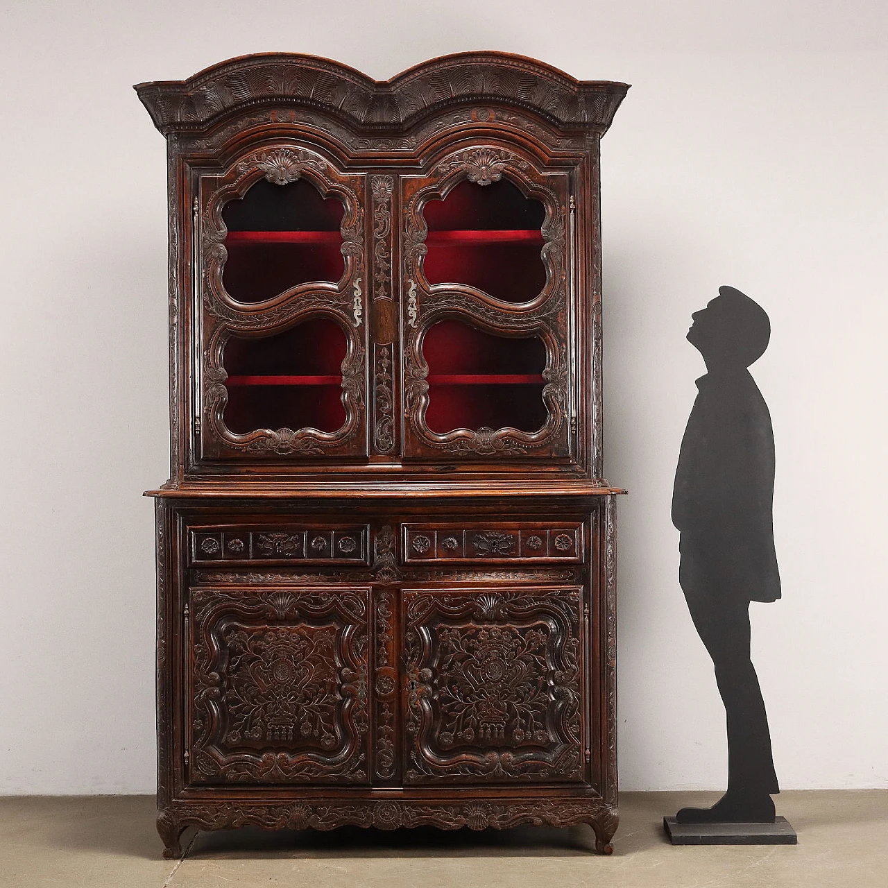Two-part sideboard in carved walnut by J. B. Depouez, 18th century 2