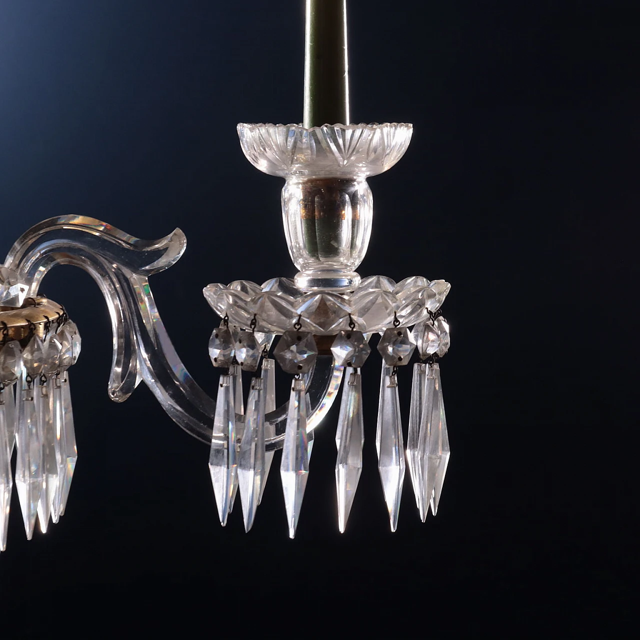 8-Arm chandelier in cut crystal and gilt brass, 19th century 3