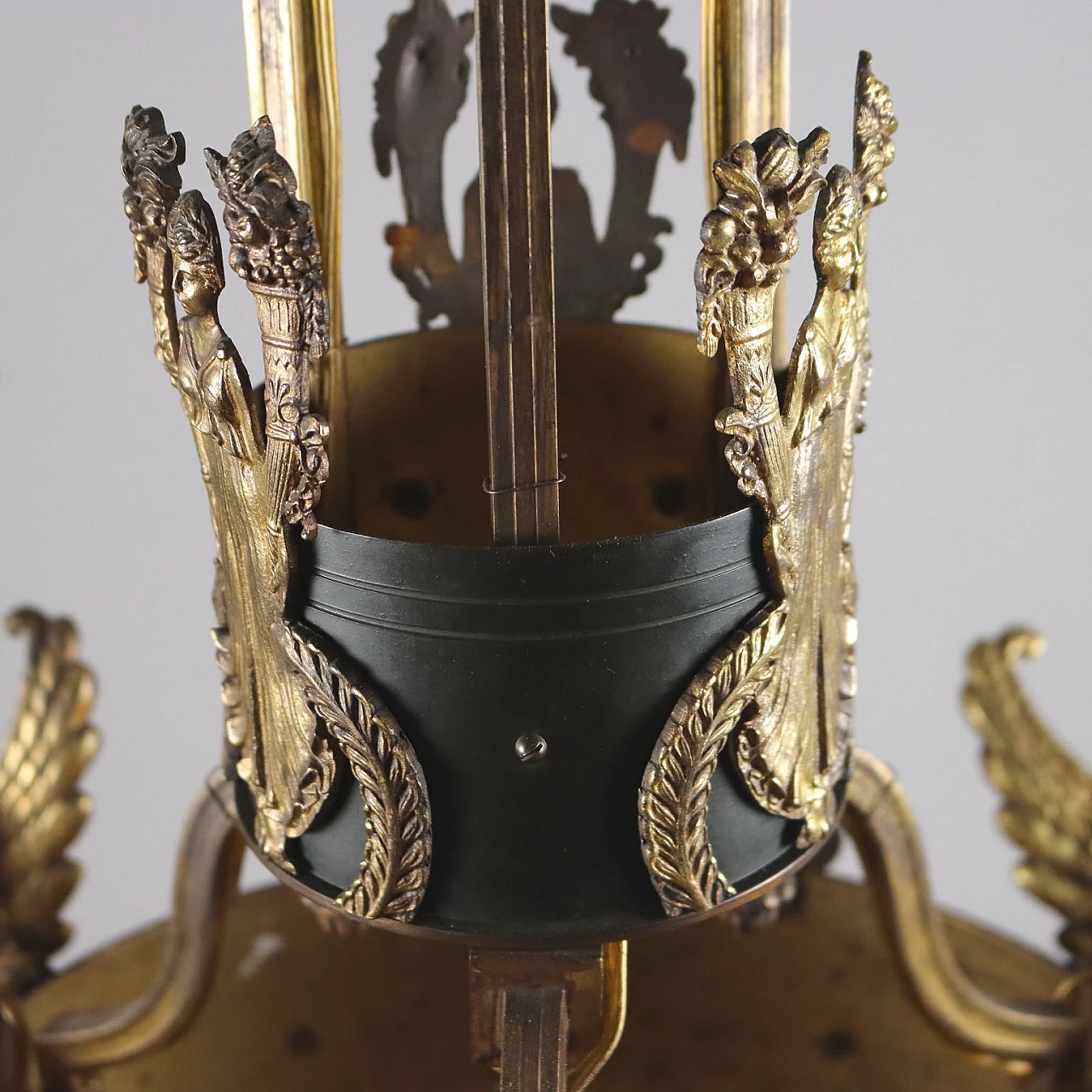 Nine-light gilded bronze chandelier in Empire style, late 19th century 4