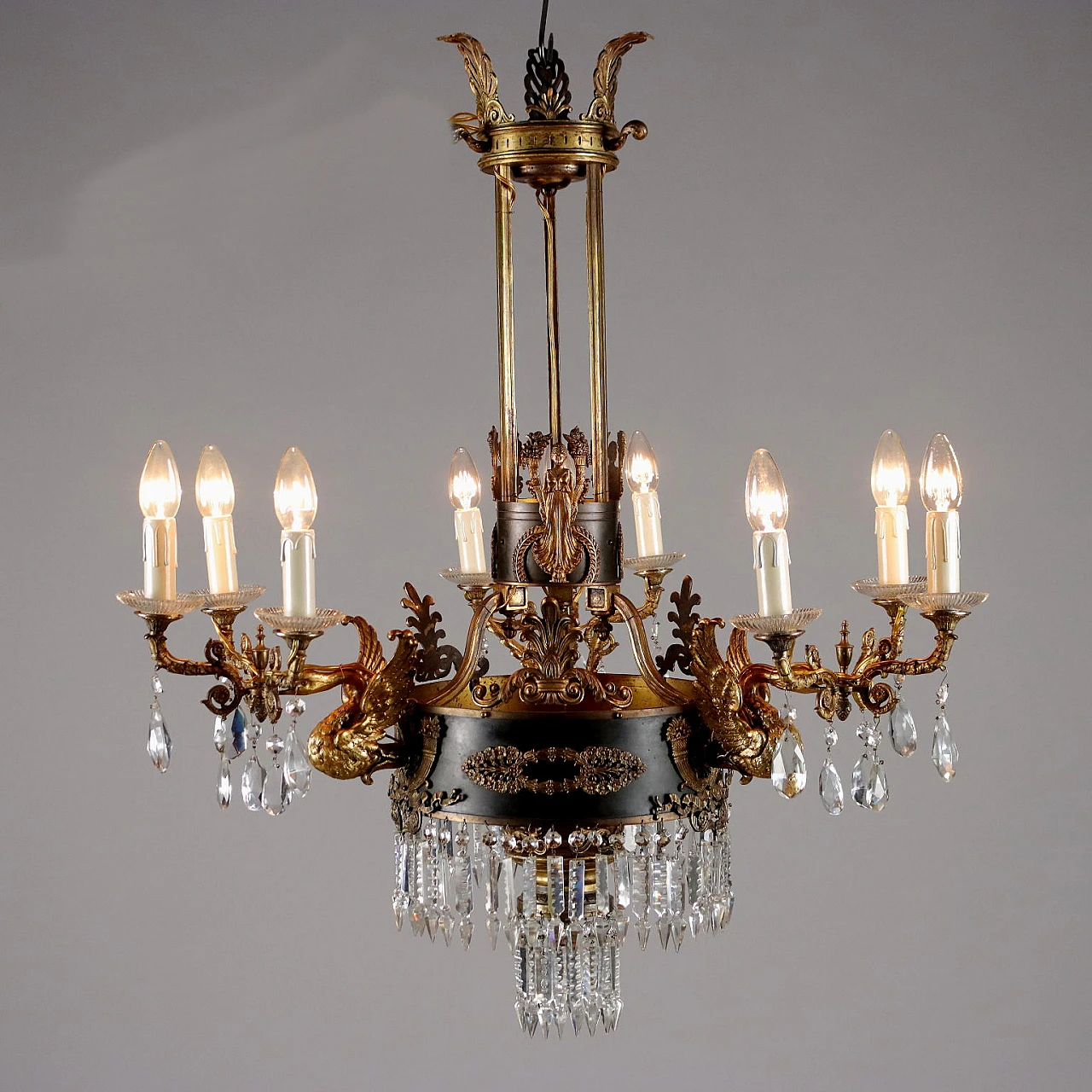 Nine-light gilded bronze chandelier in Empire style, late 19th century 10