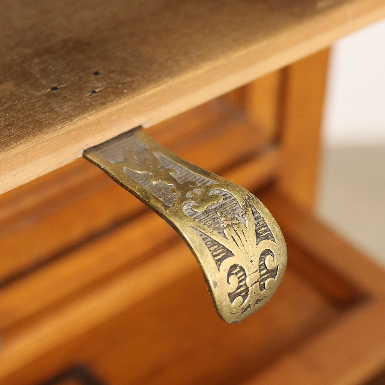 Art Nouveau oak filing cabinet, early 20th century 7