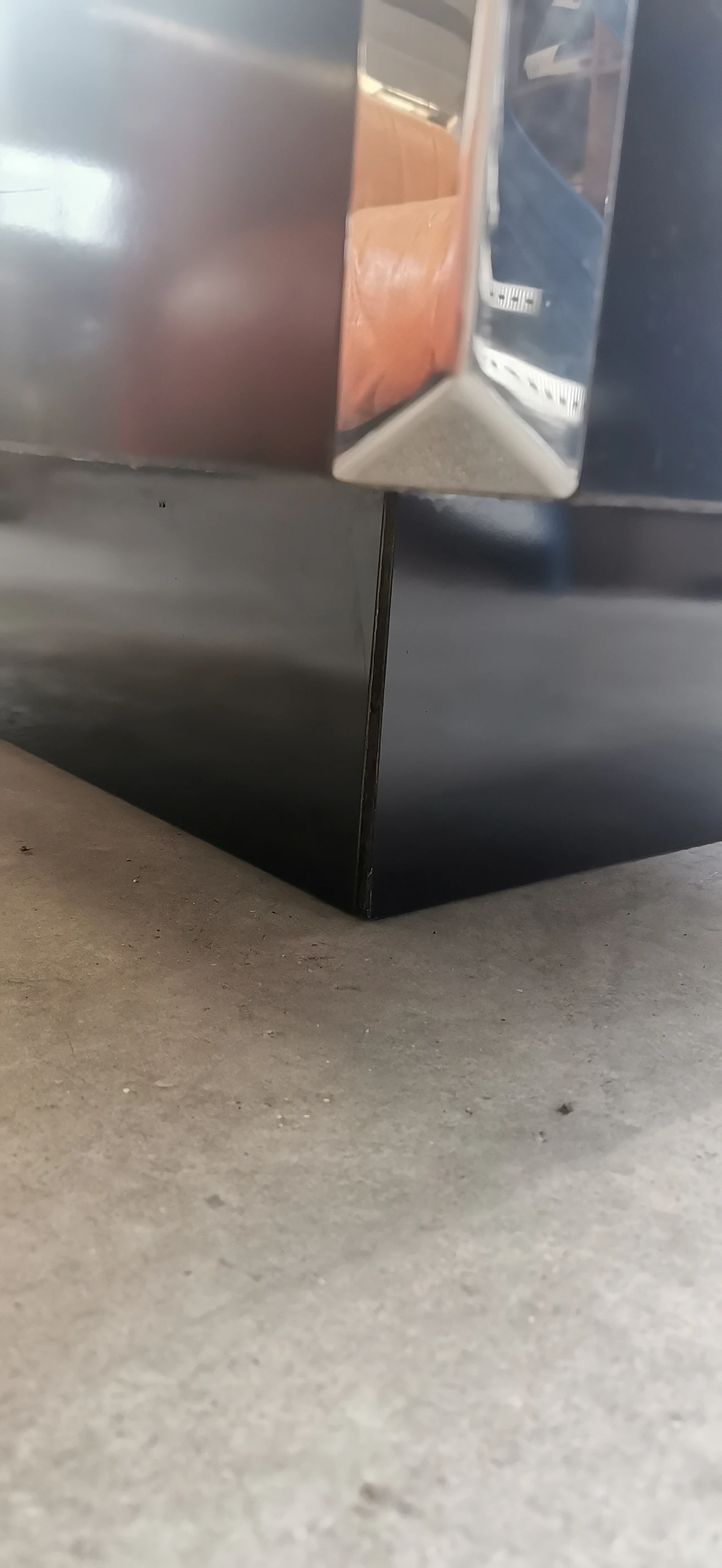 Tavolino in legno e acciaio di Willy Rizzo per Mario Sabot, anni '80 33