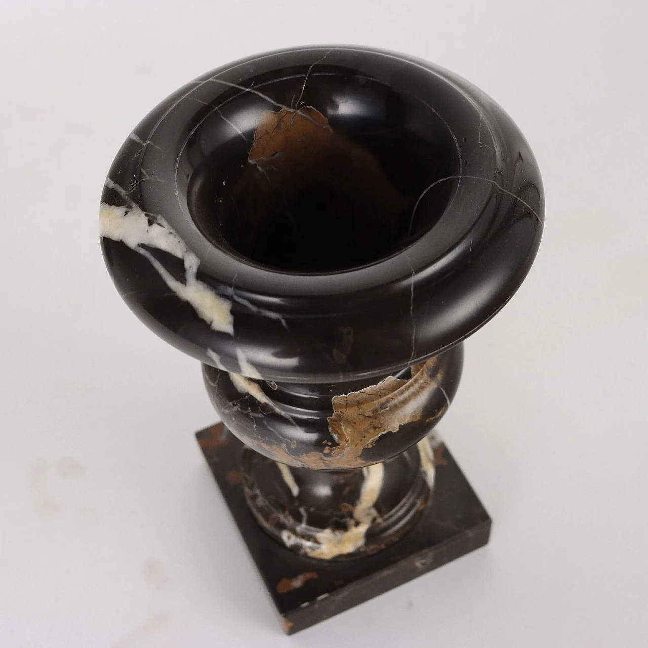 Medici-shaped vase with sphere in breccia marble, 1950s 7