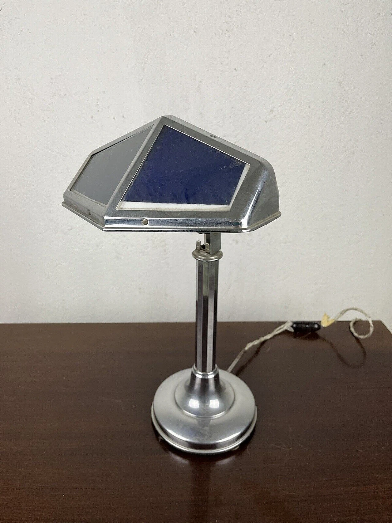 Lampada da tavolo Art Déco in acciaio e vetro di Pirouette, anni '30 1