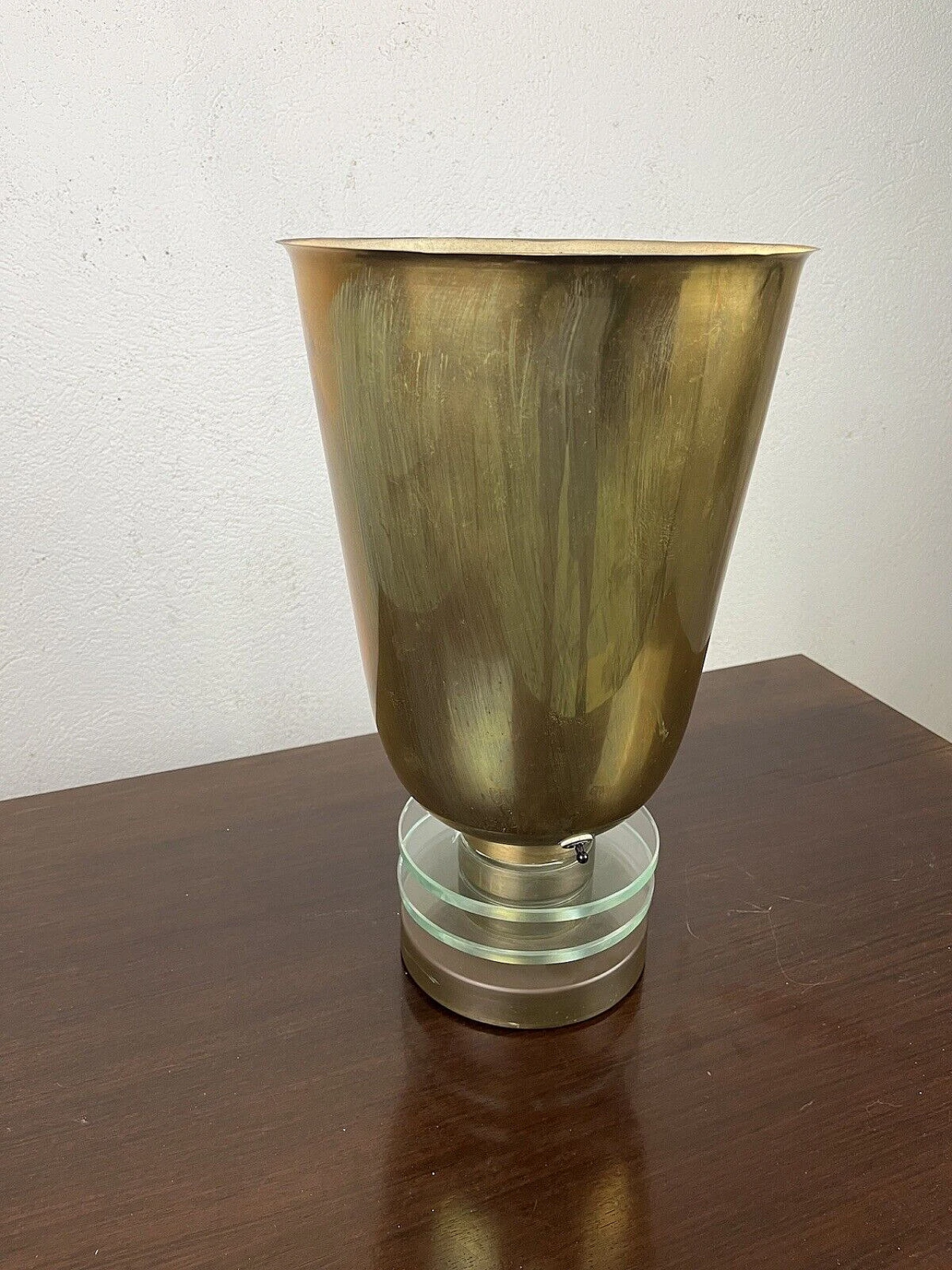 Lampada da tavolo in ottone e vetro, anni '50 5