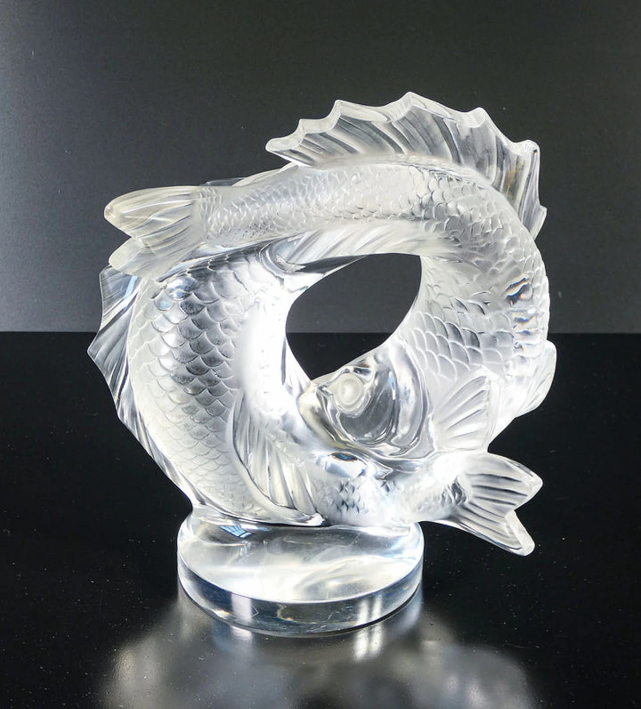 Crystal sculpture of pair of koi carp by Lalique, 1970s 9