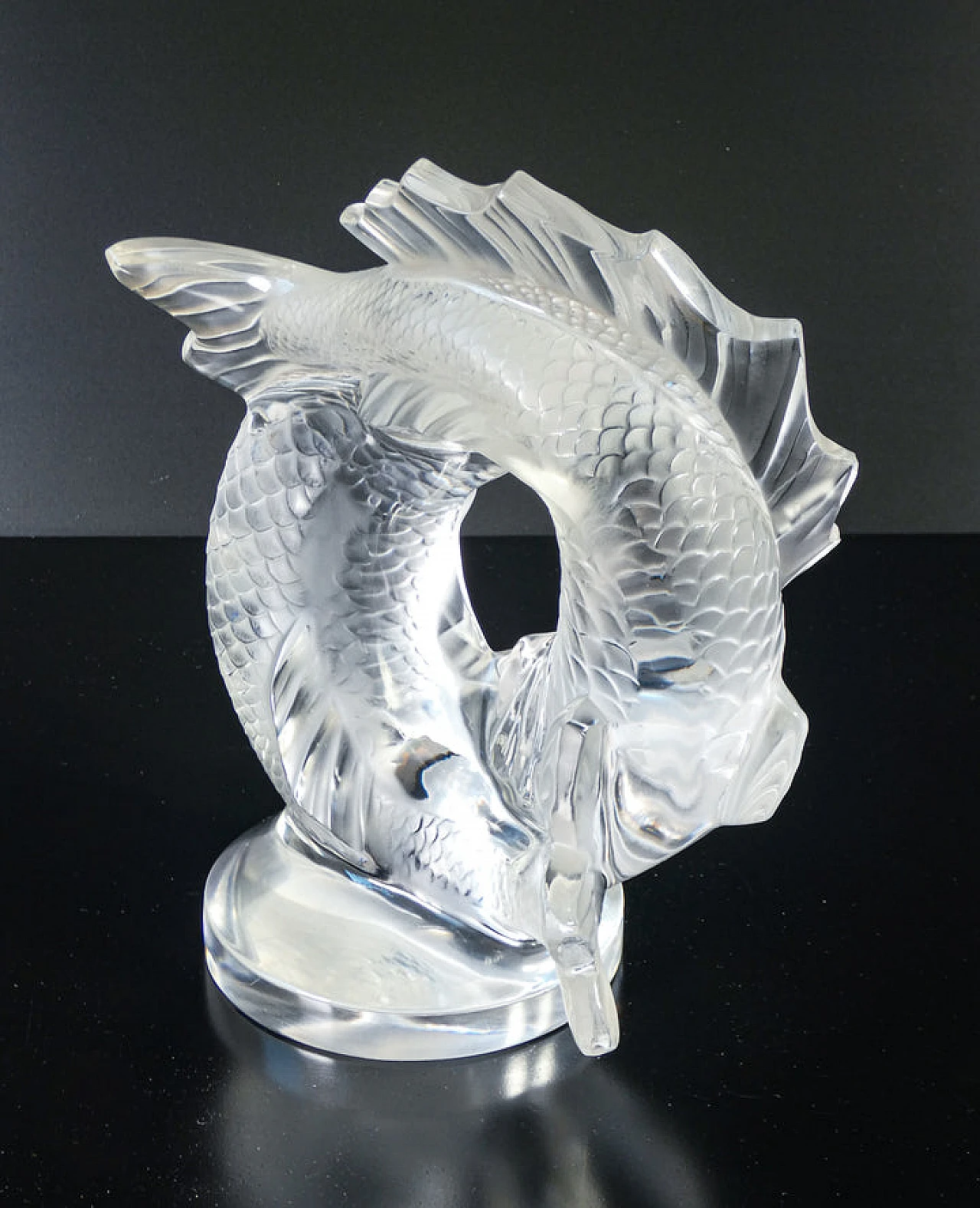 Crystal sculpture of pair of koi carp by Lalique, 1970s 10