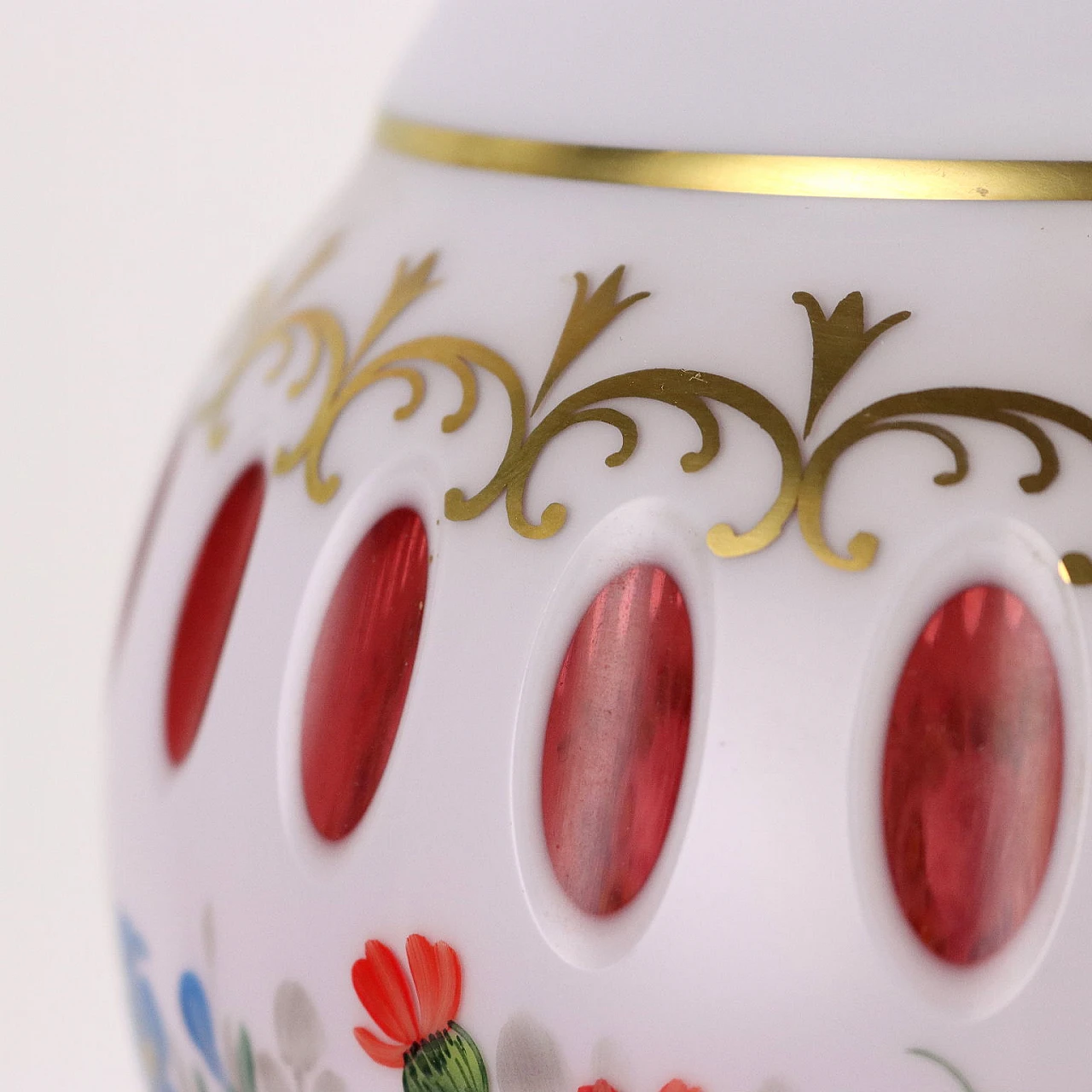 Vaso in cristallo di Boemia policromo di Manifattura Moser 5