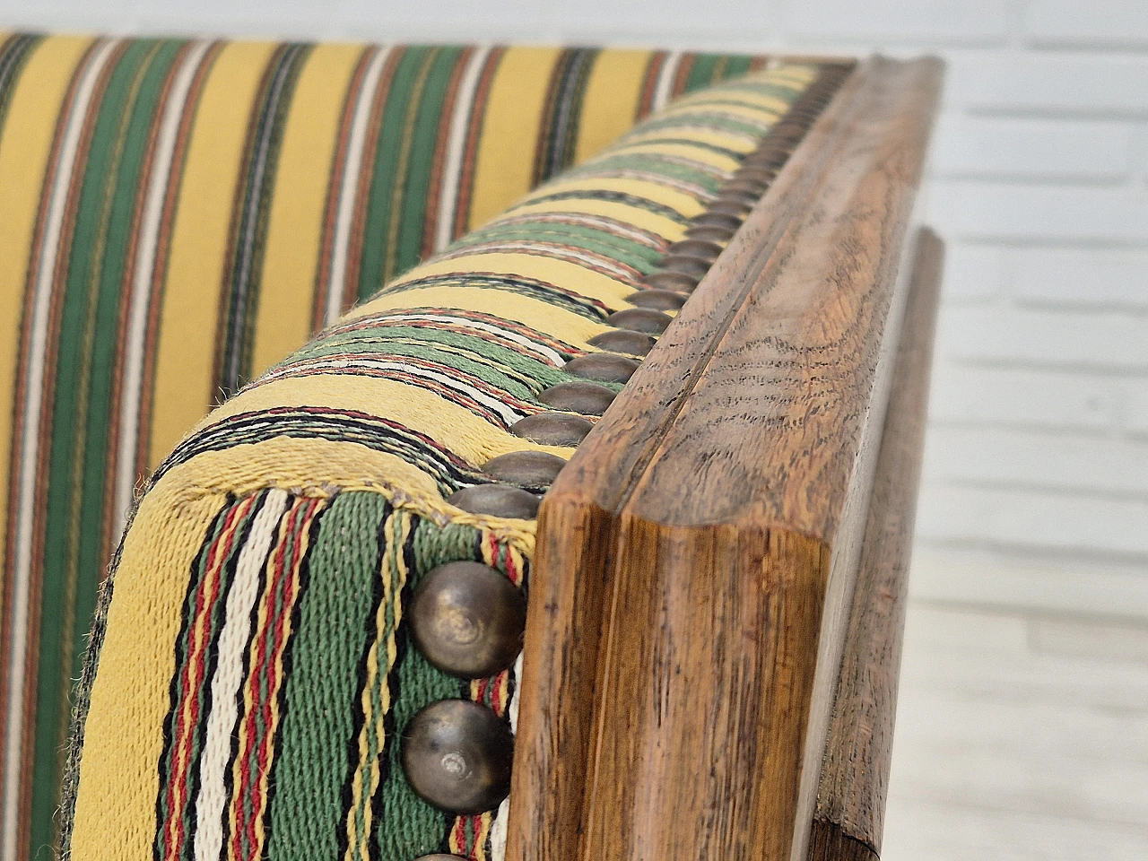 Divano danese in lana e rovere con braccioli reclinabili, anni '60 6