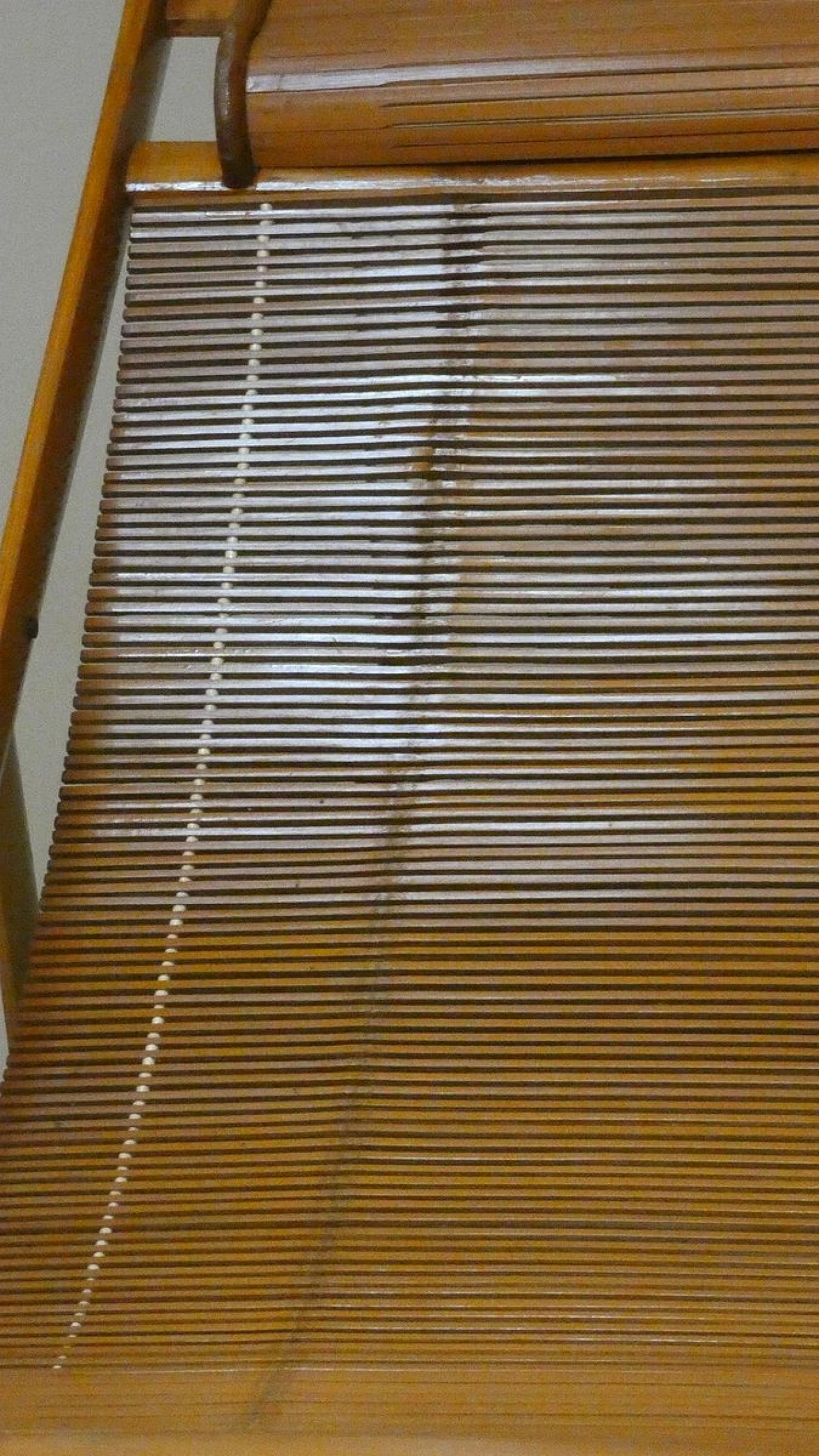 Sedia a sdraio pieghevole e chaise longue in bambù, anni '50 9