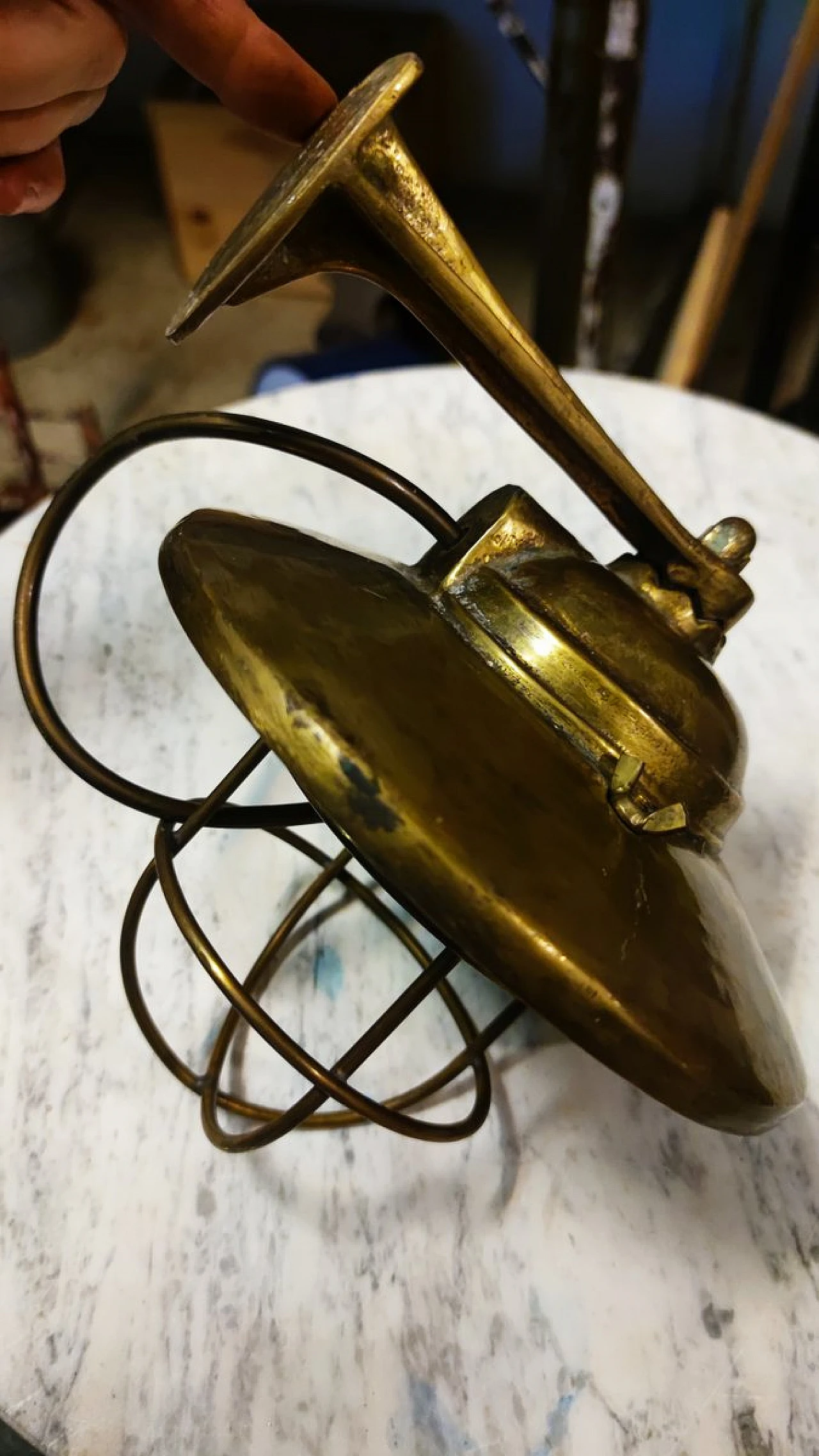 Lampada navale da parete in ottone, anni '40 3