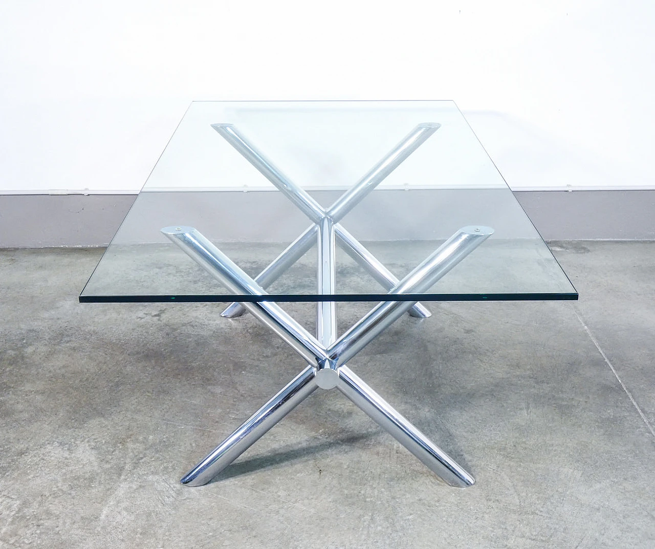 Table with glass top and chrome-plated metal frame, 1970s 6