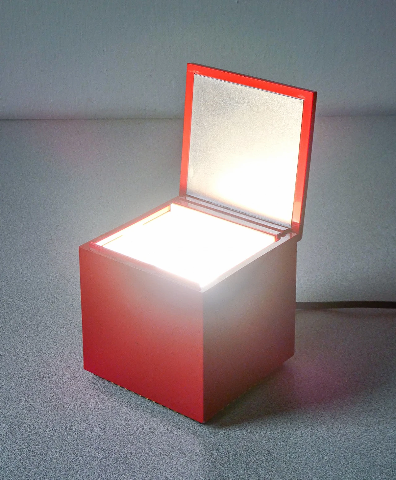 Cuboluce table lamp by Bettonica and Melocchi for Cini & Nils 1