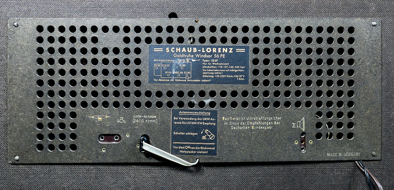 Goldtruhe Windsor 56 PE 7237 turntable by Schaub-Lorenz, 1950s 15