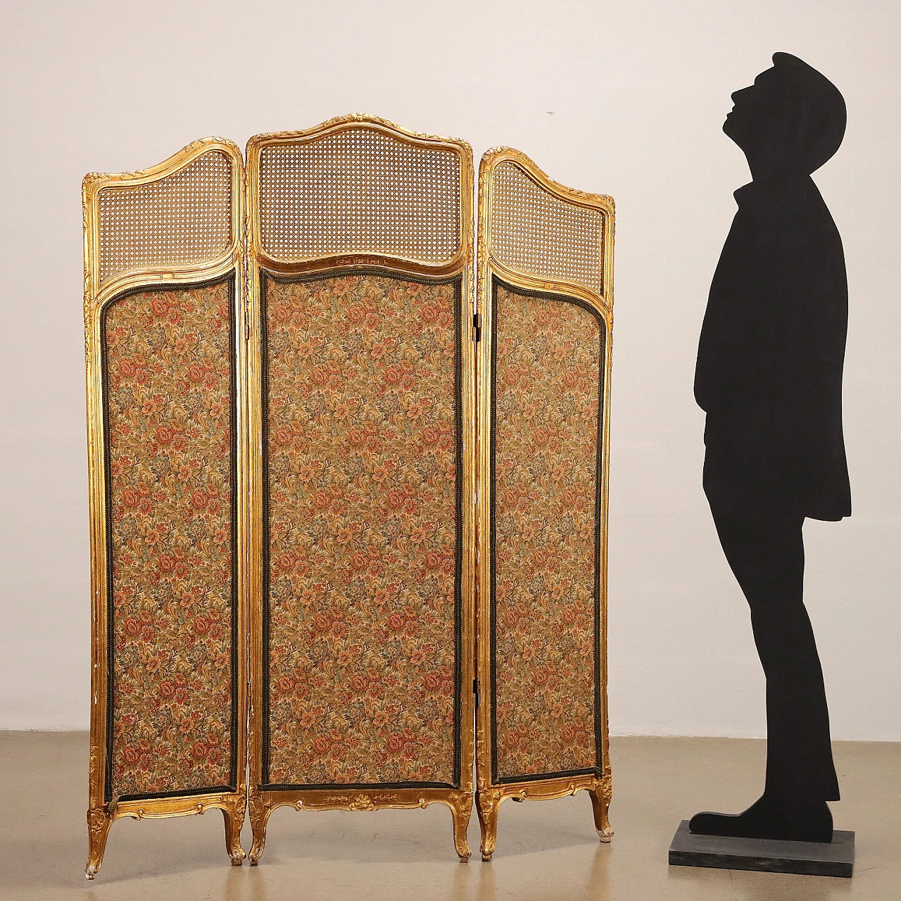 Neoclassical style gilded wood and embroidered fabric screen 2