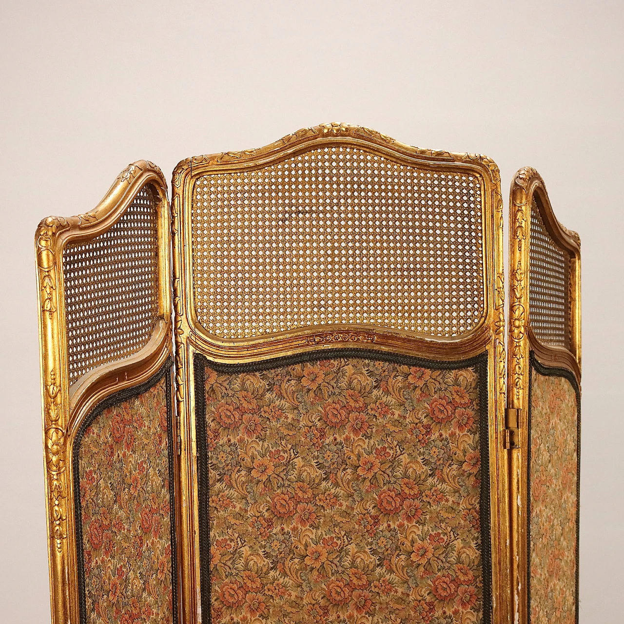 Neoclassical style gilded wood and embroidered fabric screen 4